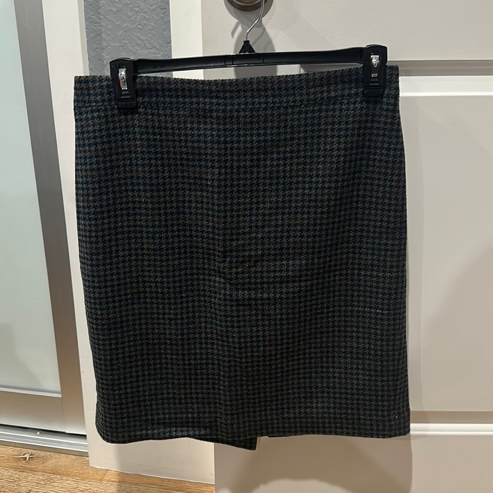 J Crew Pencil skirt